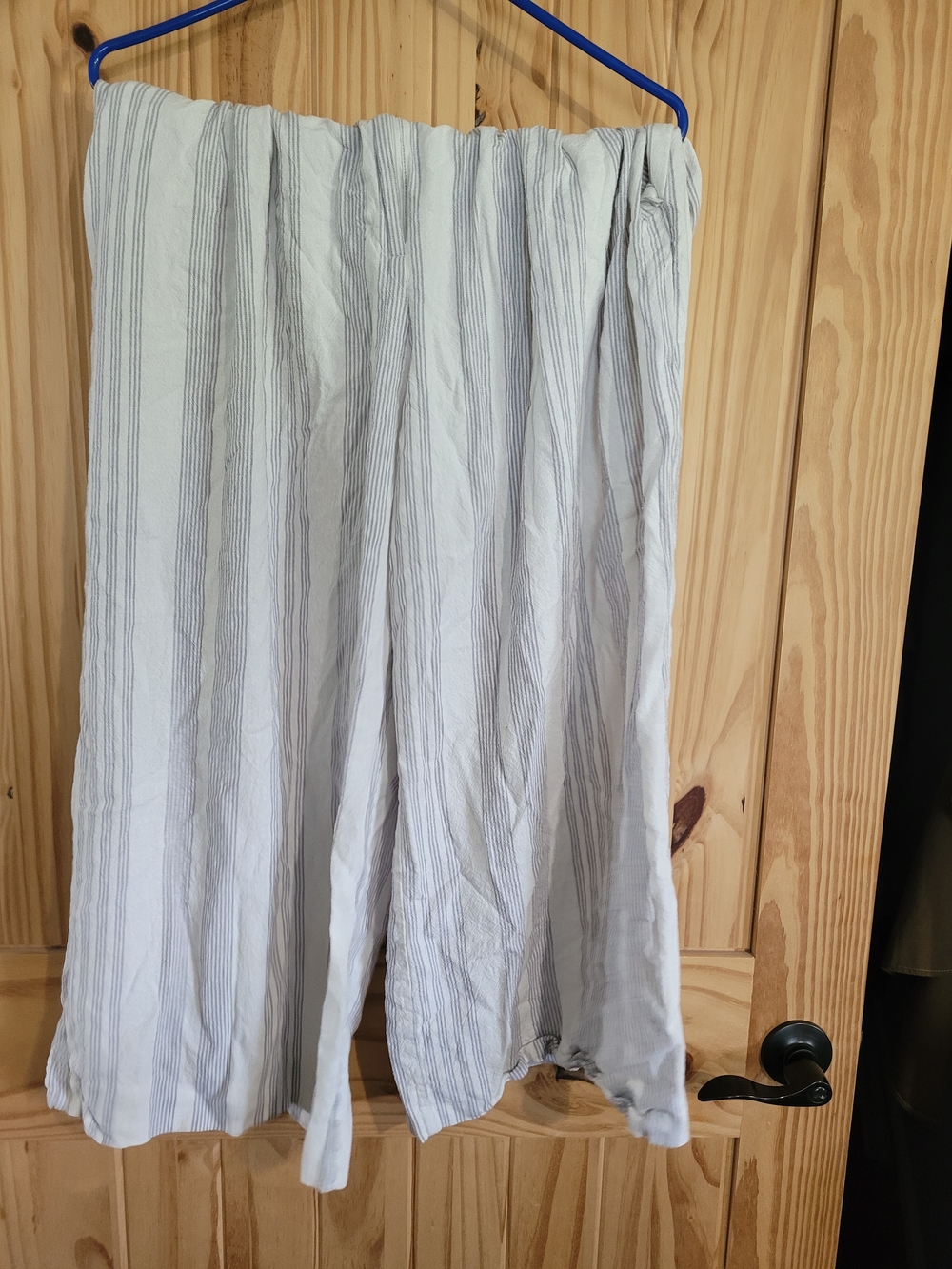 Worthington Pale Blue Striped Cropped Wide Leg Pants